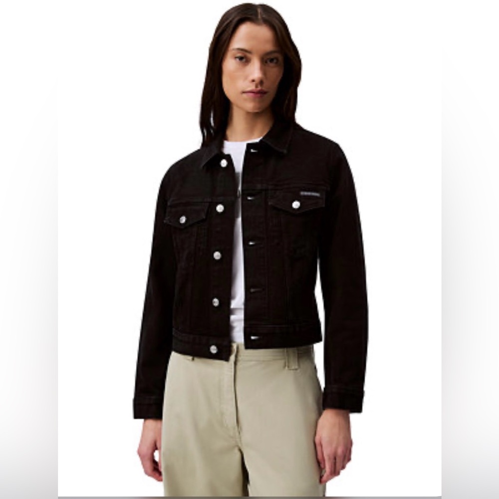 CALVIN KLEIN || Black Denim Classic Trucker Style Jacket. Sz. S